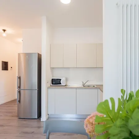 Apartamento Central Modern Apartment Como