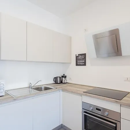 & Modern By Rent * كومو