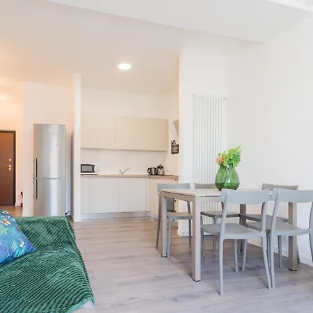 شقة & Modern By Rent *