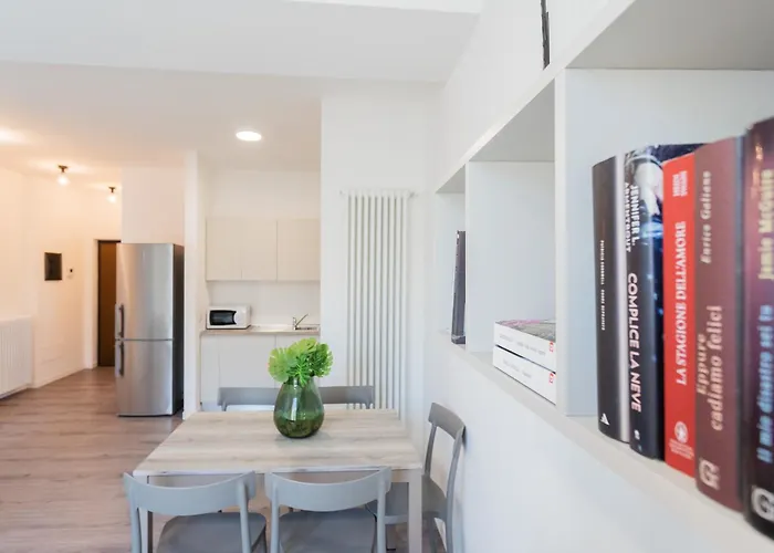 Central & Modern Apartment By Rent All Como Lejlighed Como